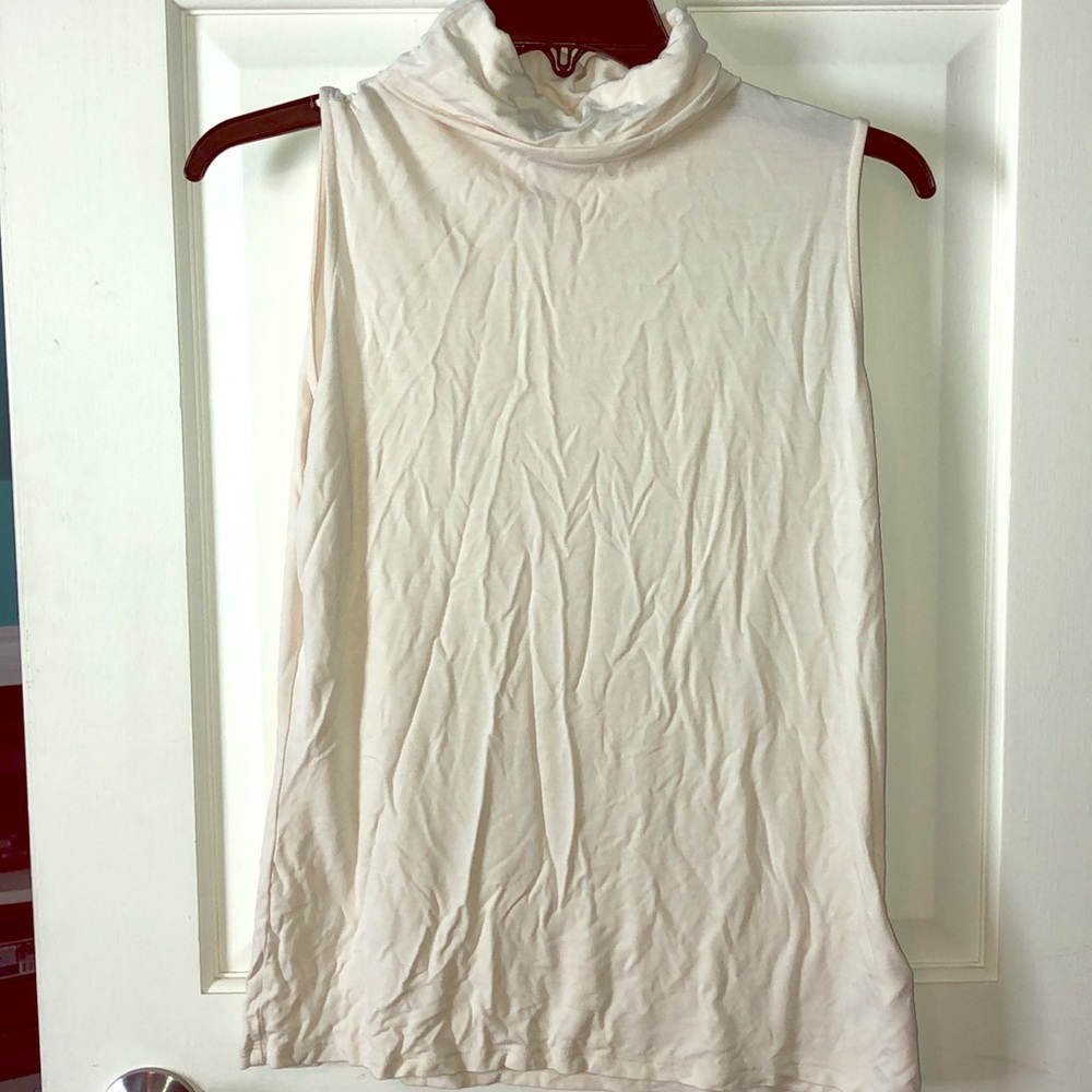 Cream H&M Sleeveless Turtleneck *L*